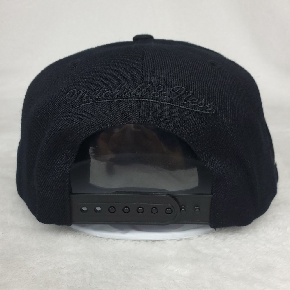 Paris Legion Call of Duty Mitchell & Ness Snapback Hat Cap 3D Logo Black NWT - Picture 5 of 8